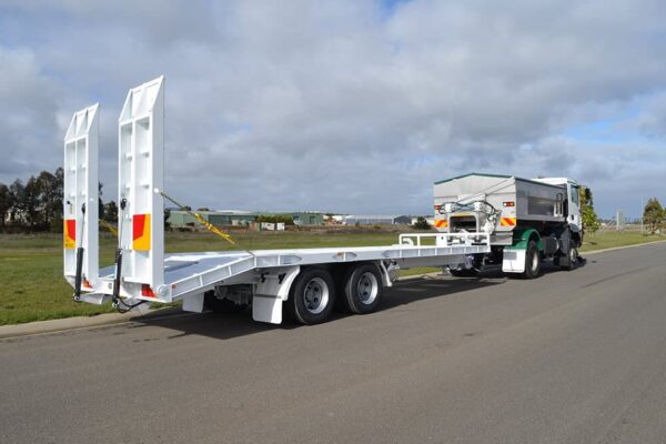 Evaluating The Benefits of Buying A Tag Trailer for Sale Tag Trailer
